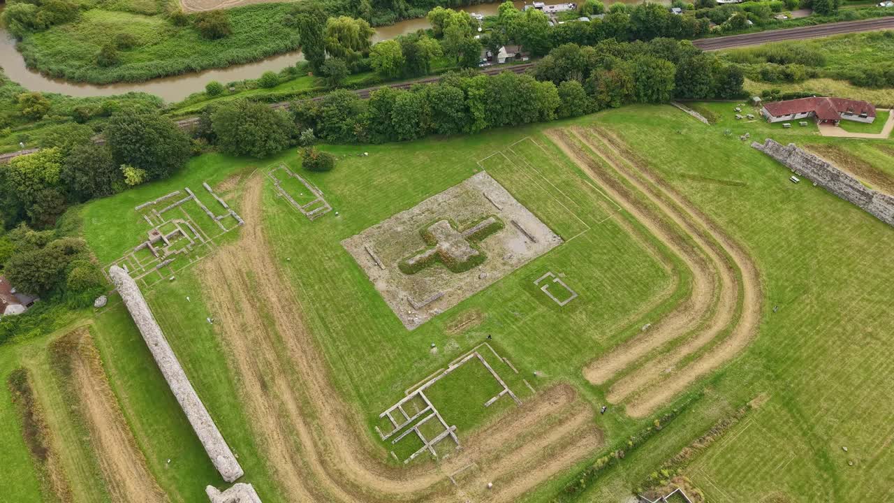Aerial view showing foundations of a Roman monumental arch and buildings at Richborough Roman Fort