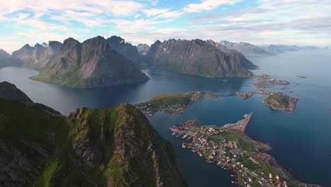 Imágenes-Aéreas-De-Las-Islas-Del-Archipiélago-Lofoten