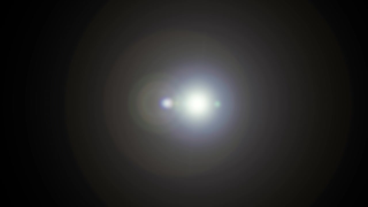 Sorgente di luce bianca brillante con effetto lens flare