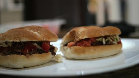 Mexican-food:-Tortas-de-barbacoa