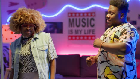 african american bloggers dancing in studio
