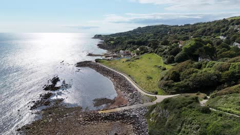 Cubierta-De-Colina-Empinada-Isla-De-Wight-Reino-Unido-Drone,-Aéreo,-Vista-Desde-El-Aire