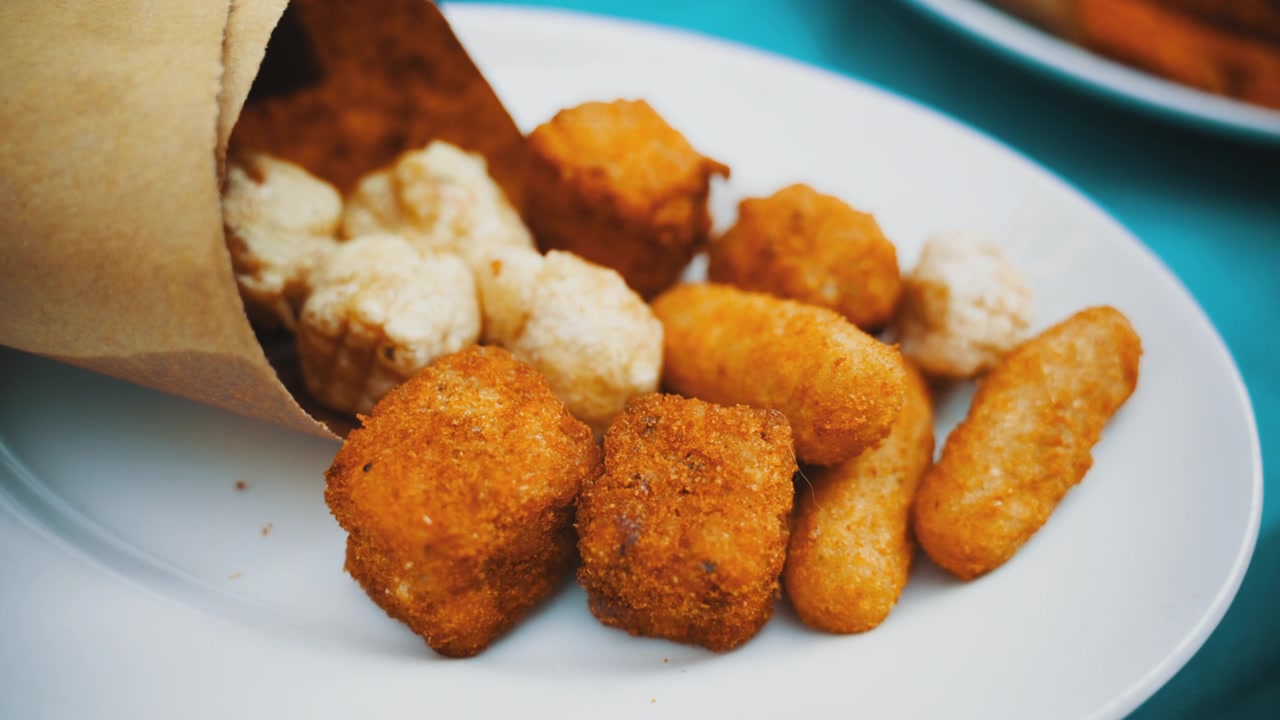 Crocchette di pesce tipiche dello street food napoletano