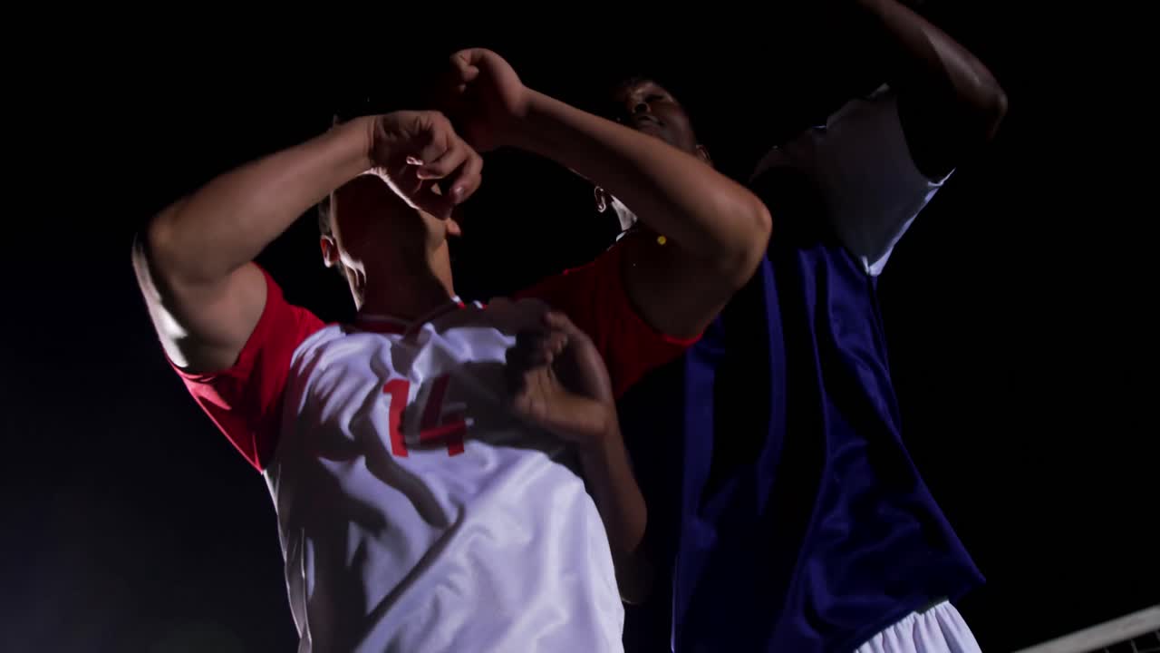 jugador de fútbol jugando al fútbol 4k