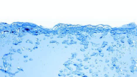 Viele-Blasen-Im-Wasser-Aus-Nächster-Nähe,-Abstrakte-Wasserwelle-Mit-Blasen-In-Zeitlupe