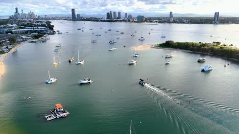 boats and yachts navigate gold coast waters
