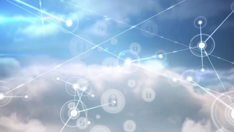 red de conexiones a través de múltiples iconos de candado de seguridad contra nubes en el cielo azul
