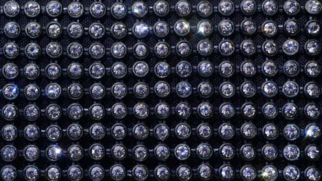 el brillo de los diamantes brillantes.