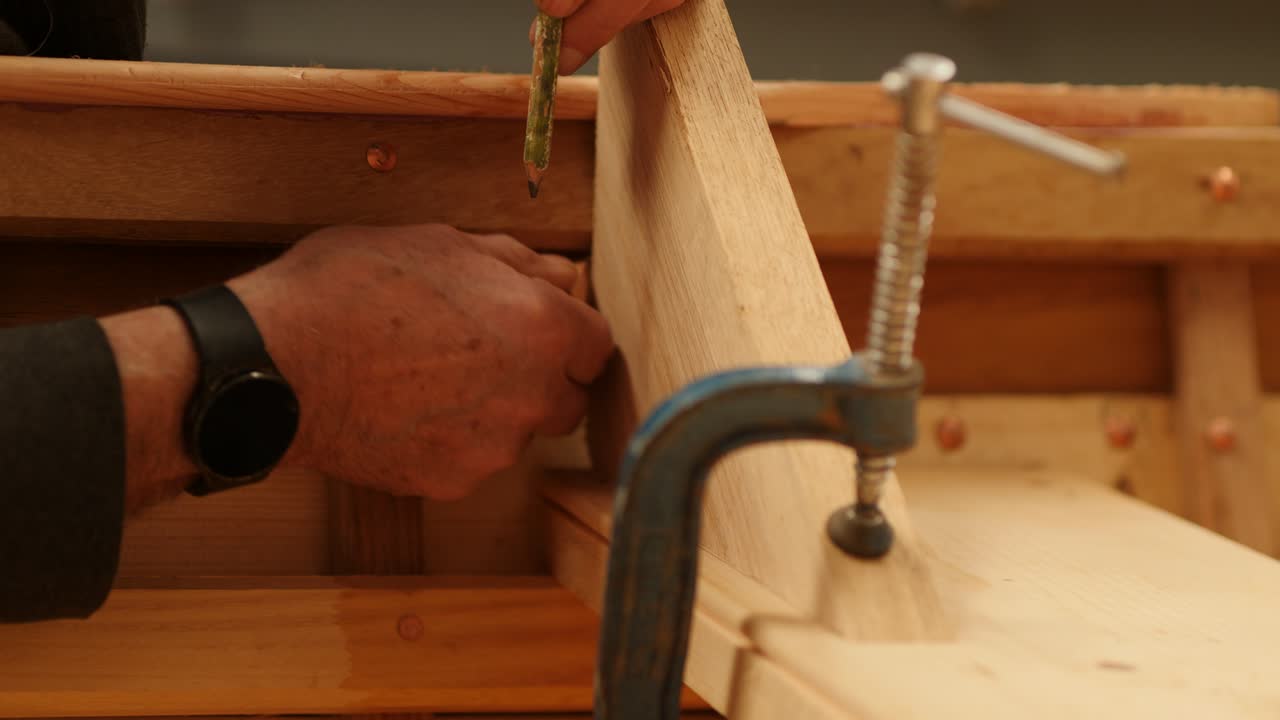 Marking Oak Knee for Precise Wood Boat Build