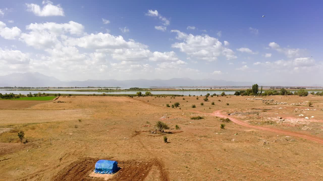 터키 고원과 베이세히르 호수 위의 공중 영상