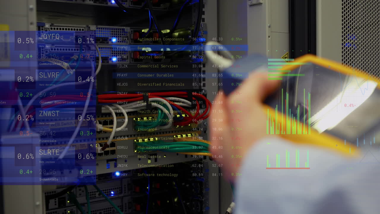 animación del mercado de valores y procesamiento de datos financieros sobre el hombre caucásico por servidor de computadora.