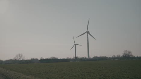 Windmill-spinning-in-slow-motion