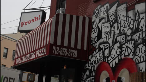 williamsburg pizza restaurant in new york city