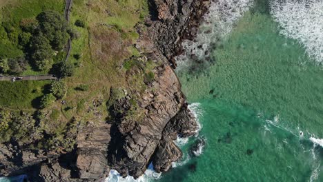 Top-View-Of-The-Lookout-Point-And-Rugged-Landscape-Of-Norries-Headland-In-New-South-Wales,-Australia