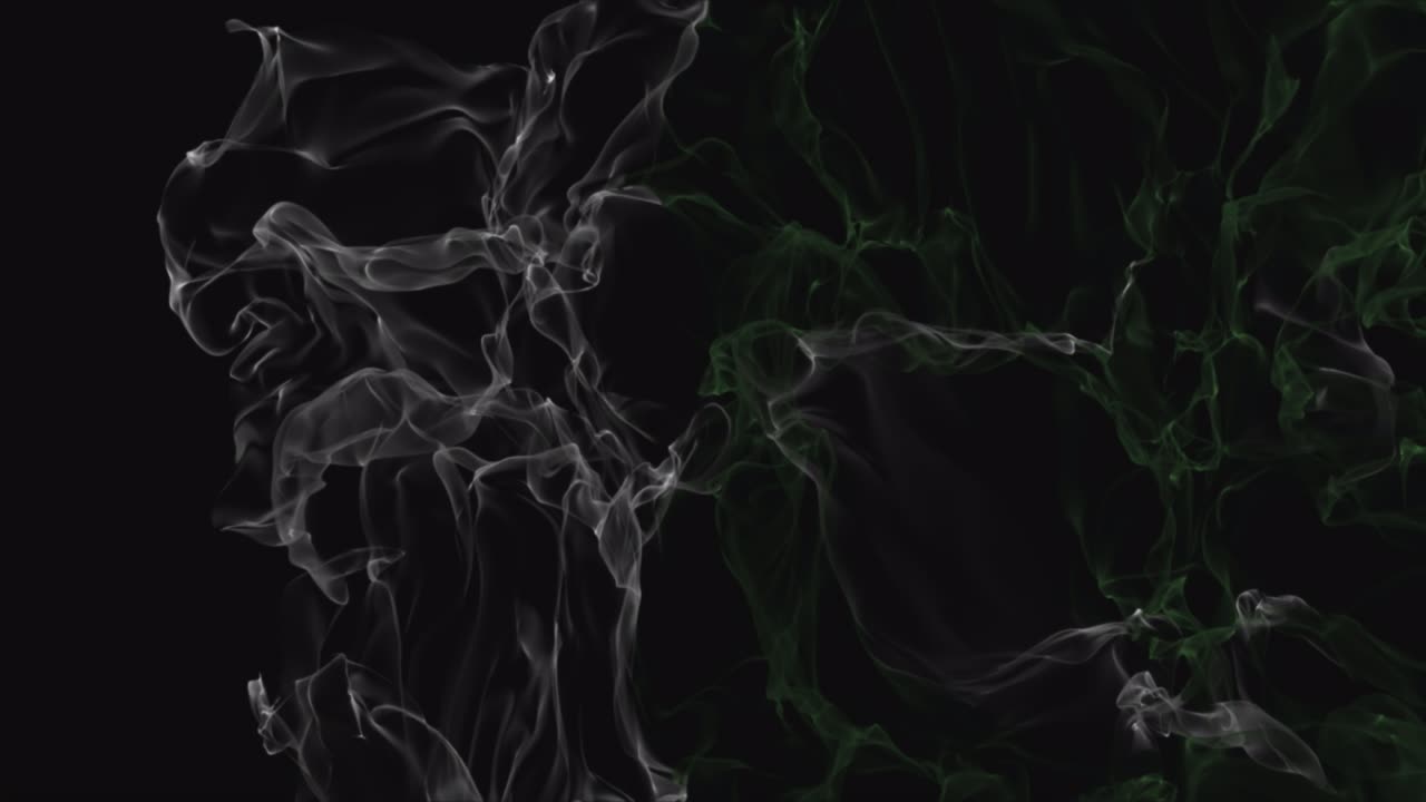 la bandiera del pakistan si trasforma in fumo. concept di indebolimento dello stato, canale alpha.