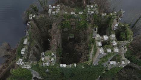 Ruins-Of-McDermott-Castle-In-County-Roscommon,-Ireland---Aerial-Drone-Shot