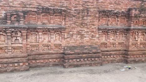 una foto de cerca de las ruinas de nalanda la imagen se toma en nalanda bihar india