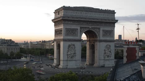 arco del triunfo 10