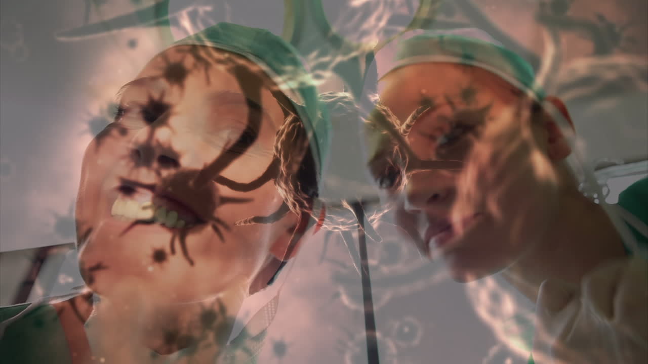 수술실에서 얼굴 마스크를 착용하는 다양한 외과 의사들에 대한 코로나 19 세포의 애니메이션