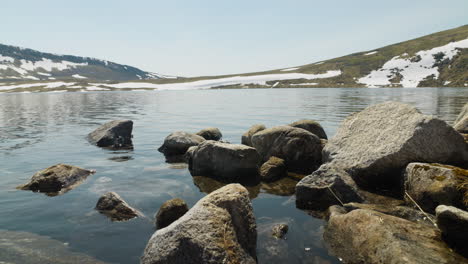 Stones-hovering-over-the-surface-of-a-lake