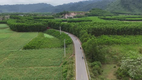 Aerial-4K-view-of-the-mountains