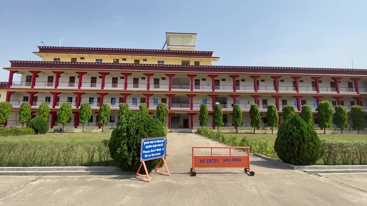 Plano geral do Mosteiro Buddhasikkhalay perto do Templo Mahabodhi em Bodh Gaia, estado de Bihar, Índia.