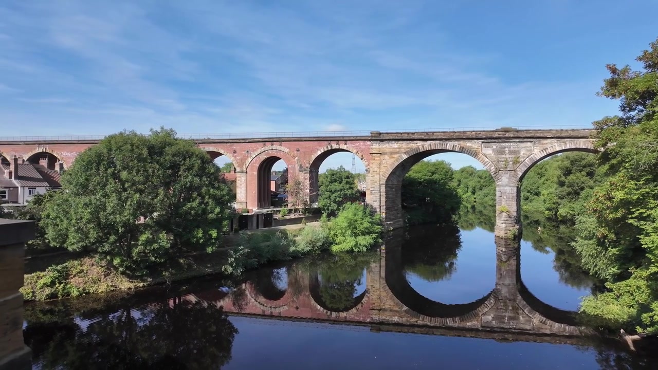 Storico Ponte di Yarm che attraversa il fiume Tees nel North Yorkshire, Inghilterra