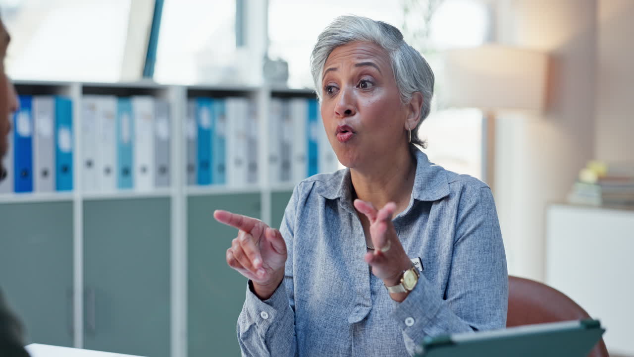 conversación entre el médico y el paciente