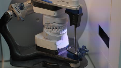 3d dental scanner capturing full arch denture model