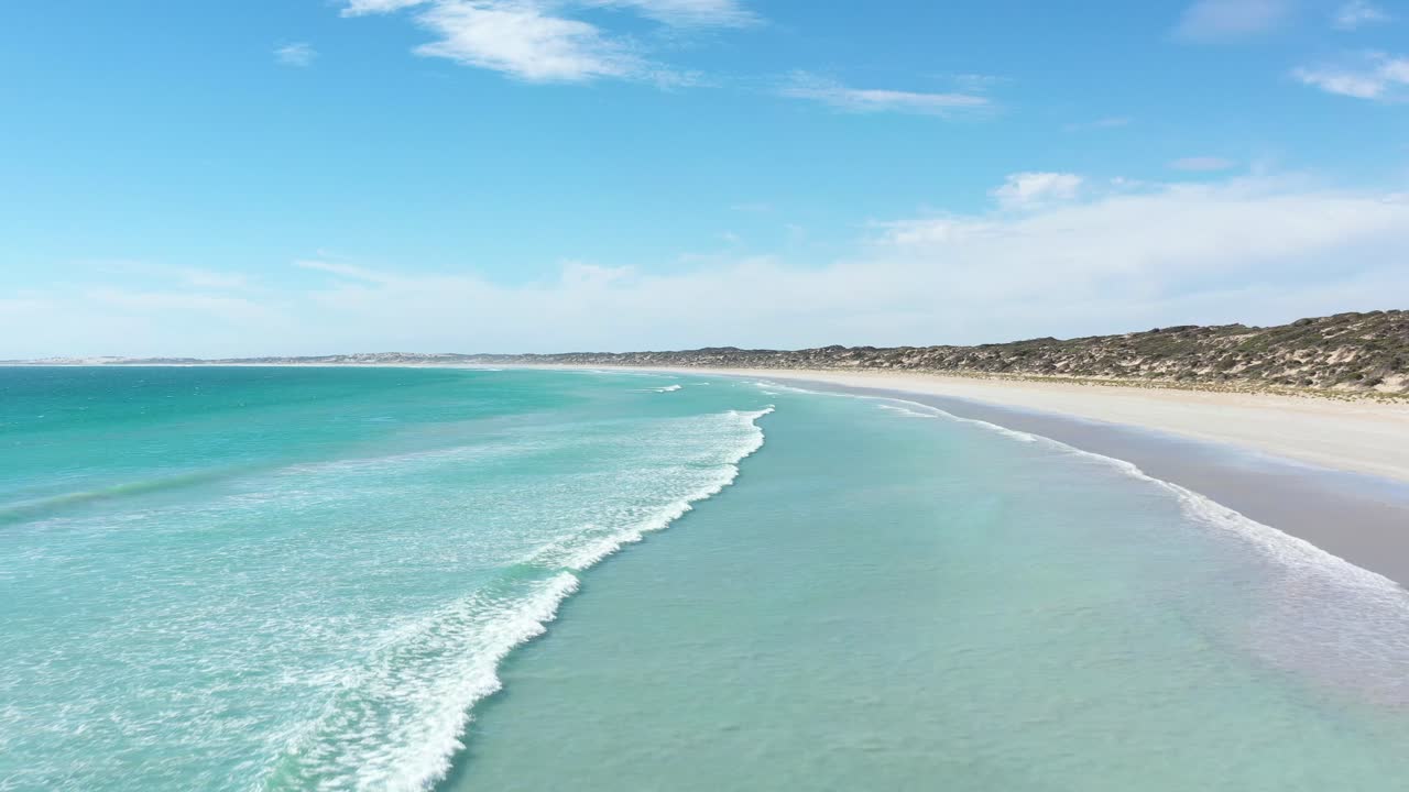 Excellent Aerial Shot Of Waves Lapping Surfers Beach On Streay Bay, Eyre Peninsula, South Australia