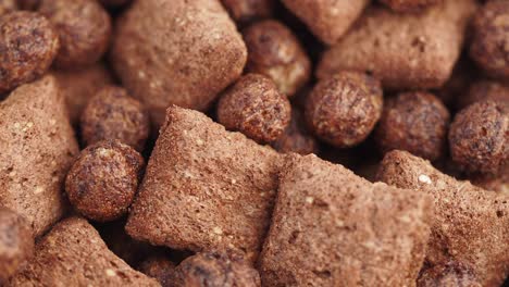 primer plano de los cereales de chocolate