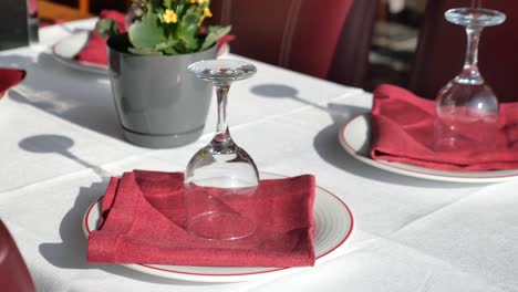 restaurant table setting