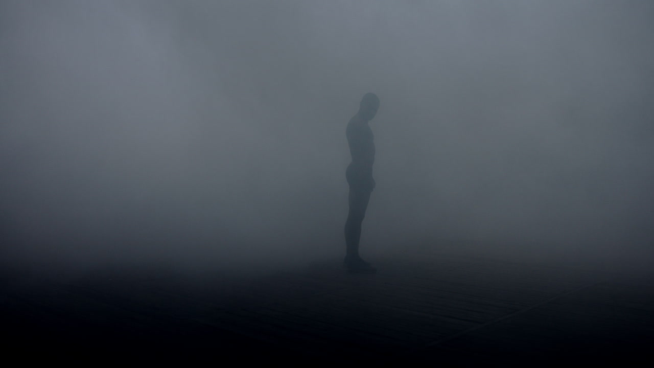 전투기 실루 ⁇  어두운. 추상적인 mma 전투기 실루 ⁇  어두운 링