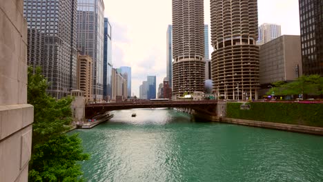 chicago river