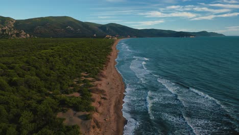 Wild-beach-at-Maremma-National-Park-in-Tuscany,-Italy