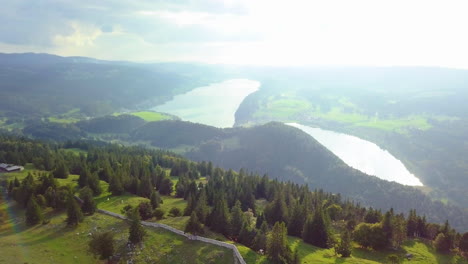 Luftaufnahme-Drohne-Schöne-Ansicht-Zum-Vierwaldstättersee,-Berg-Rigi-Und-Buergerstock-Vom-Pilatus,-Schweizer-Alpen,-Zentralschweiz