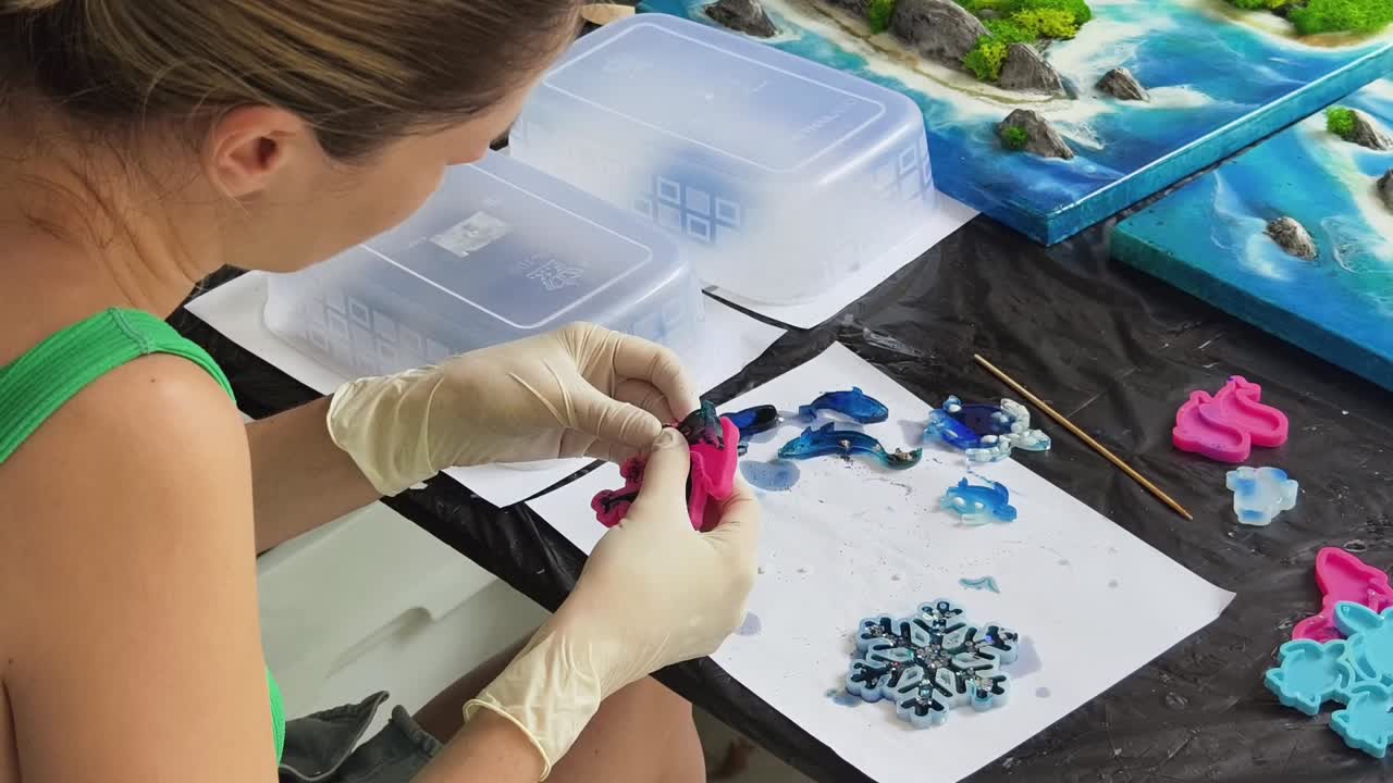 proceso de creación de arte de resina