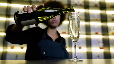 Bartender-serving-champagne