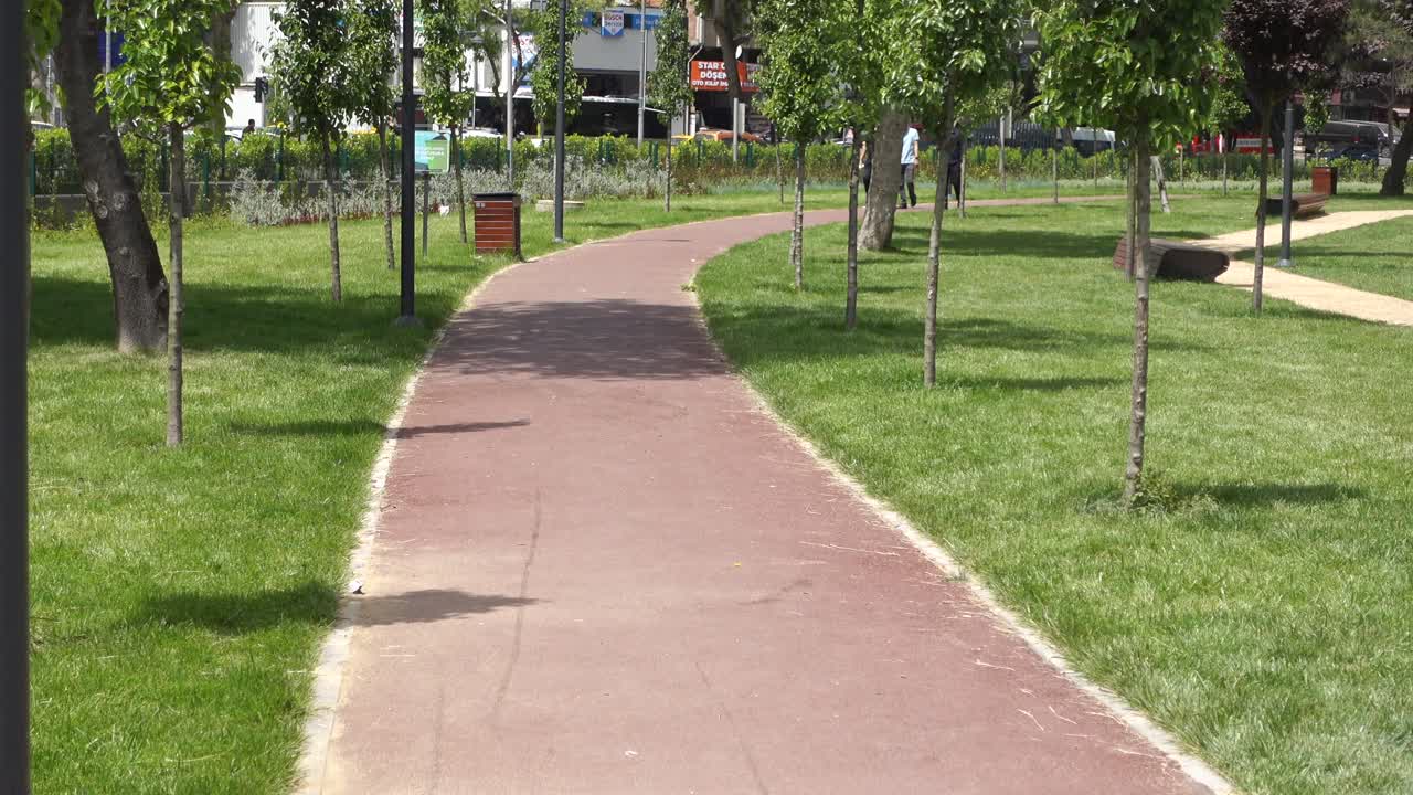 camino del parque de la ciudad