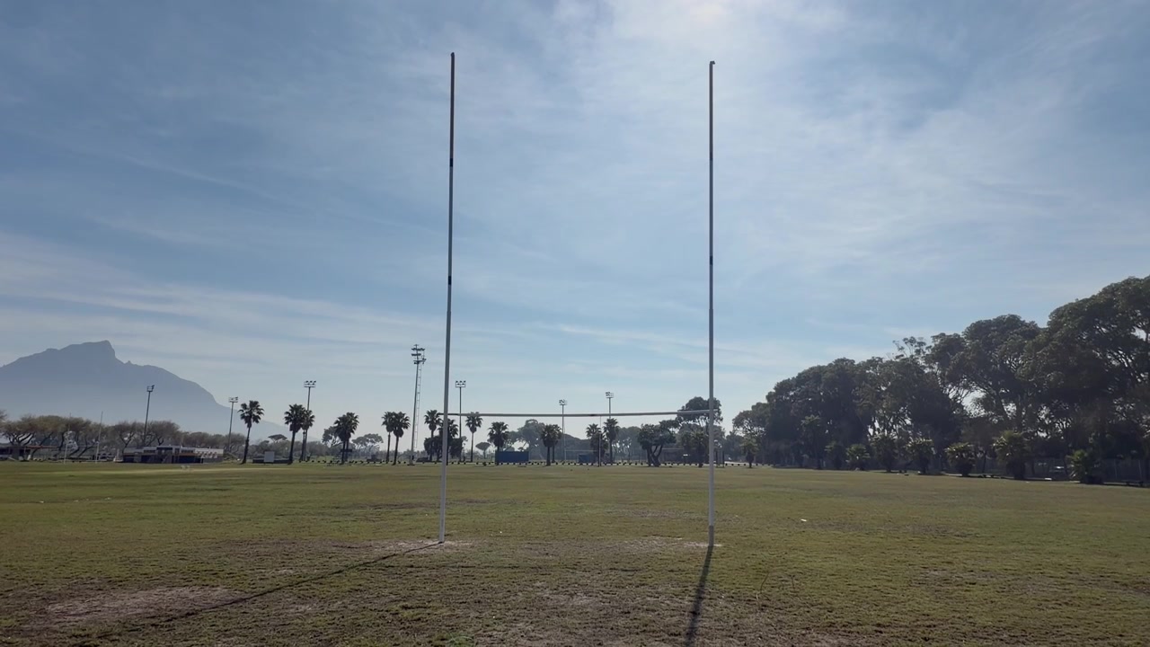 Postes de rugby en un campo deportivo al aire libre o campo de rugby