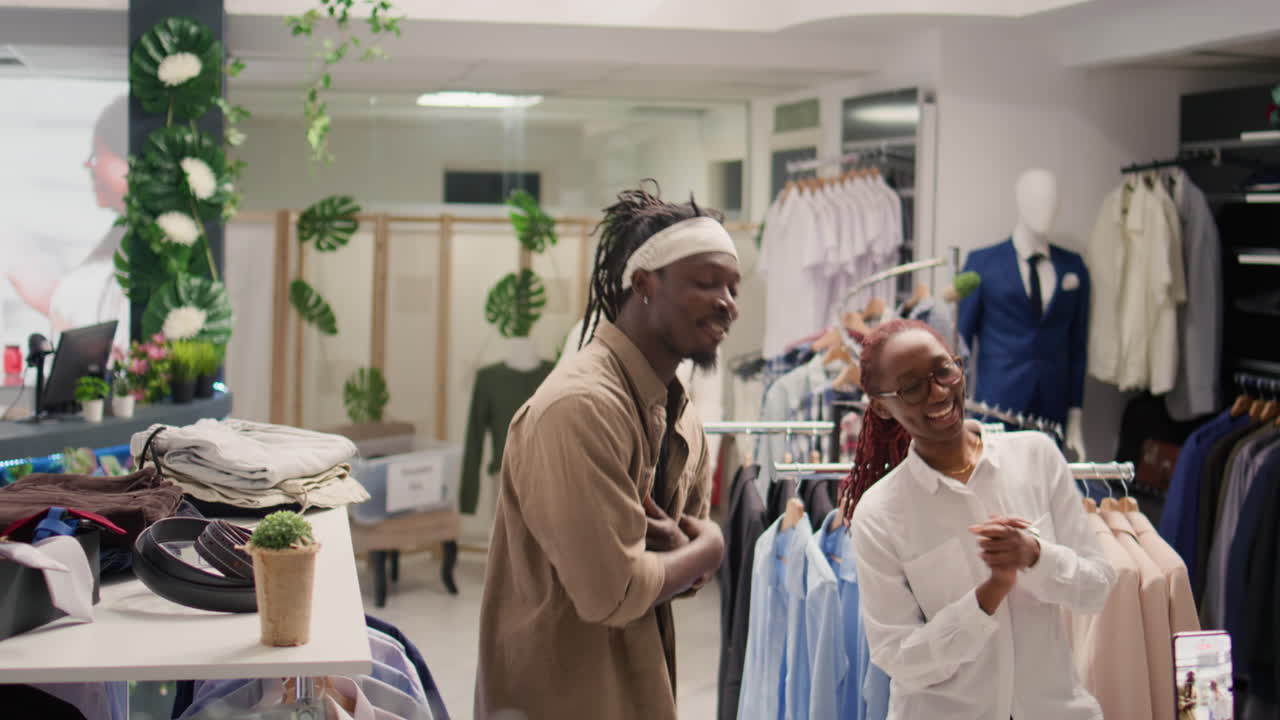 películas de influencia con el empleado de la tienda