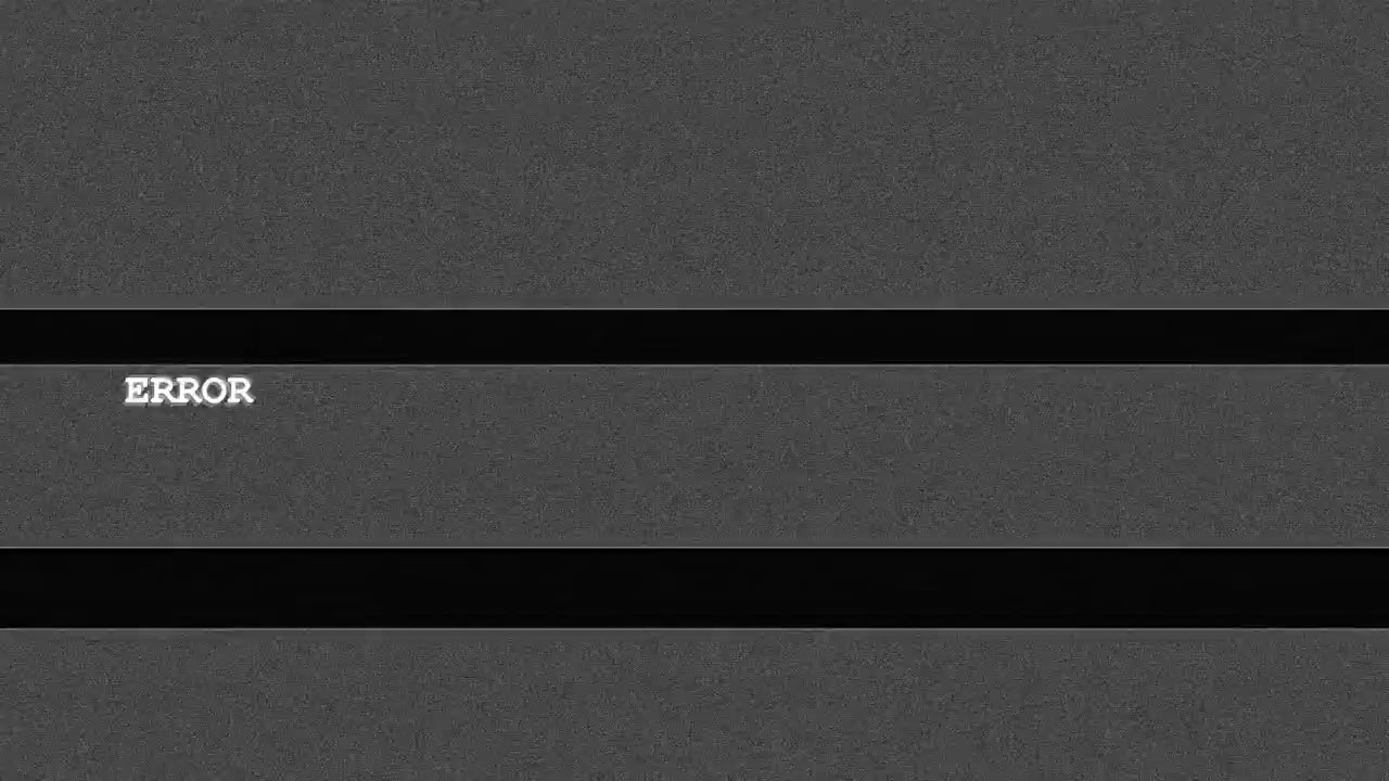 Effetto Glitch VHS vintage con testo di errore e tracciamento.