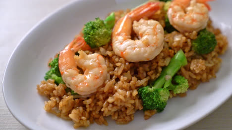 fried rice with broccoli and shrimps - homemade food style