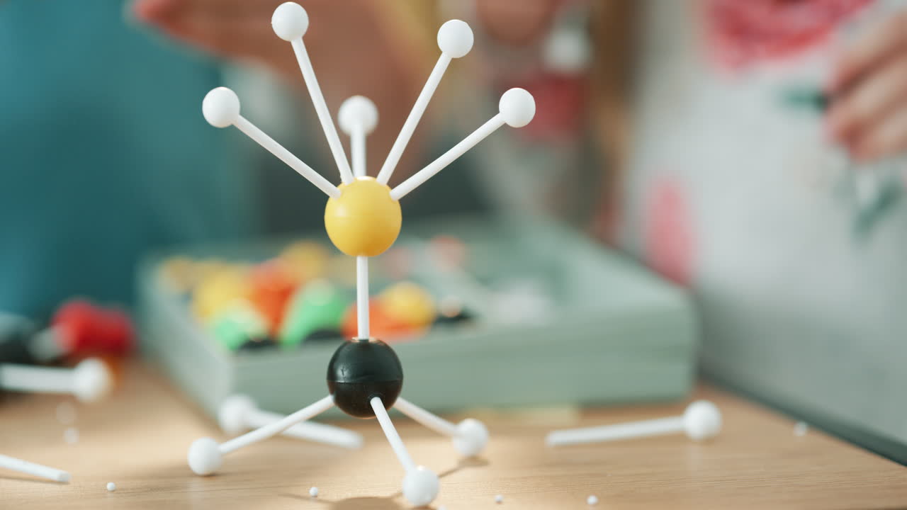 놀이를 통해 배우는 것보다 더 좋은 방법은 무엇일까요?