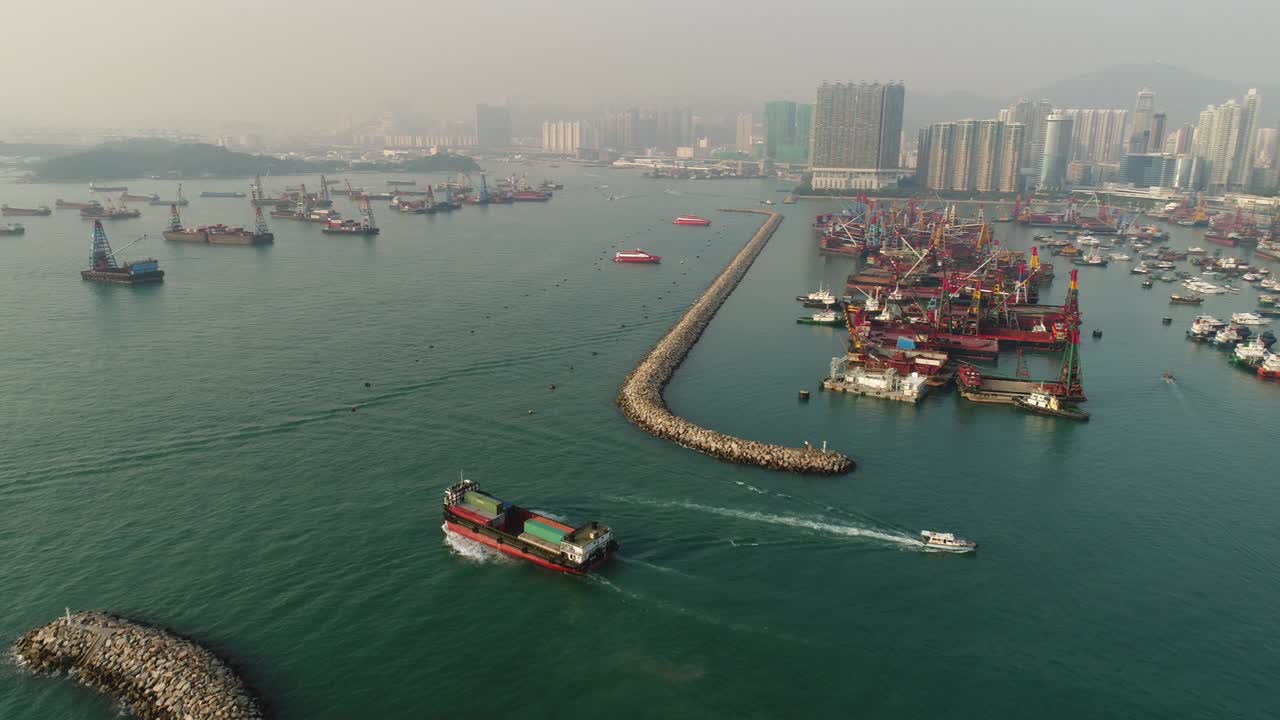 noche soleada ciudad de hong kong bahía puerto panorama aéreo 4k china