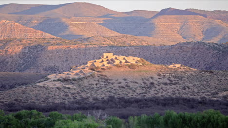 图西古特国家纪念碑 (tuzigoot national monument) 是美国亚利桑那州的一座原住民考古遗址