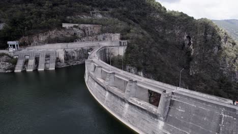 el cajon dam honduras tourist center for foreigners