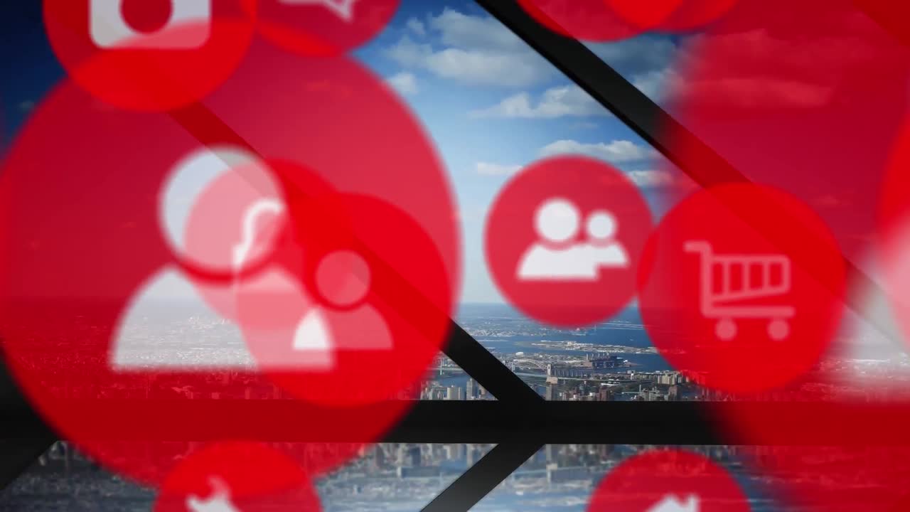 анимация онлайн-цифровых икон над городским пейзажем