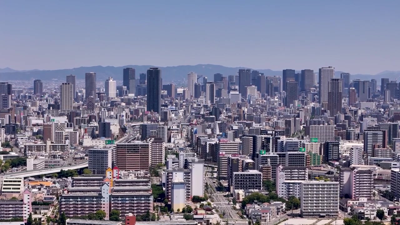 日本、大阪のシネマティックなドローン映像。