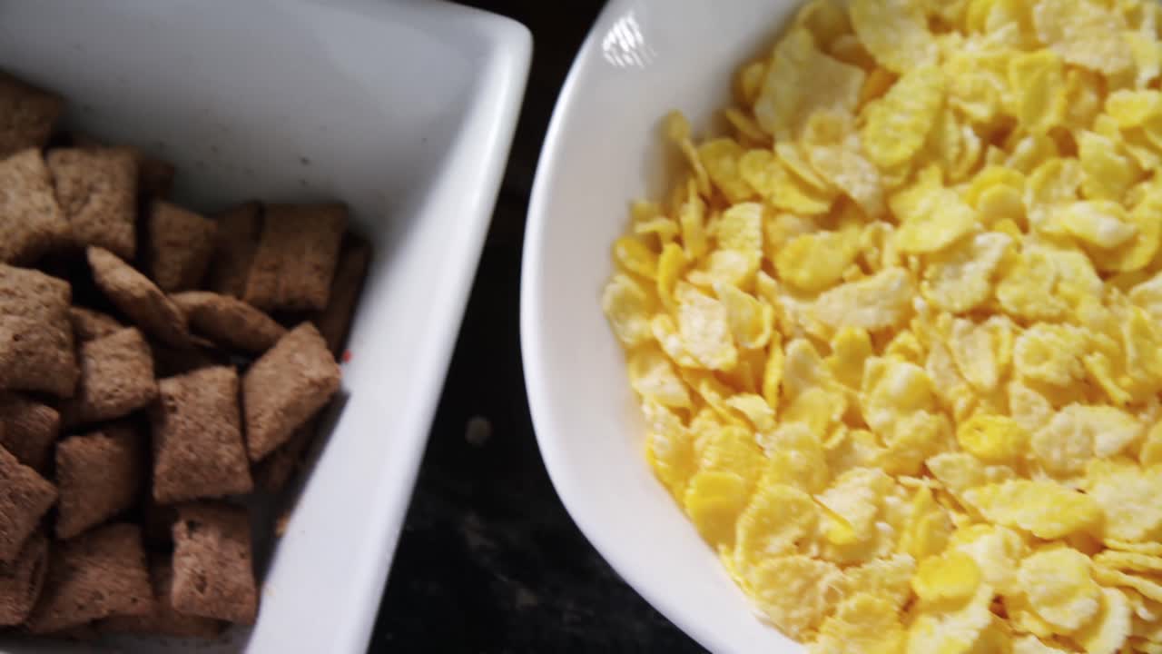 cuencos de varios desayunos 4k